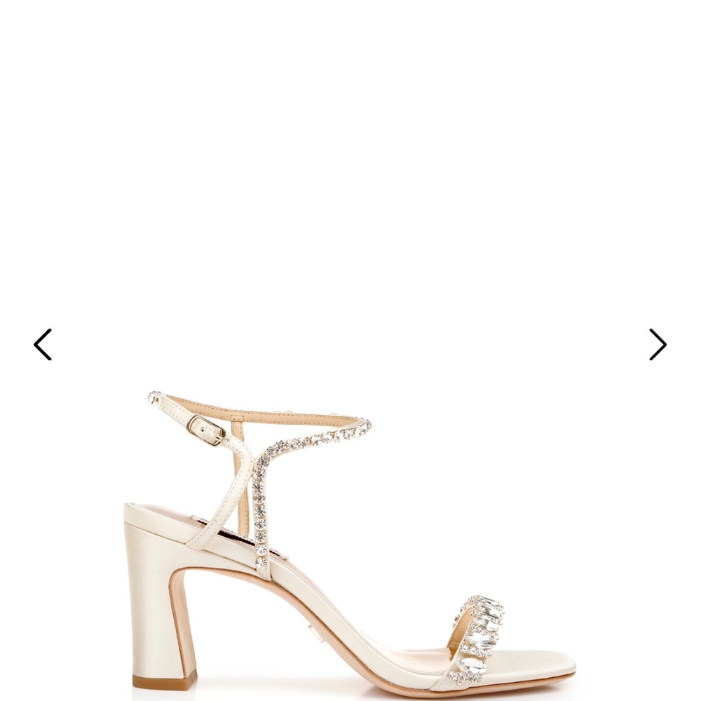 Badgley Mischka Marilee Block Heel
